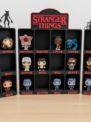 Stranger Things Funko Pop case new with 5 bases