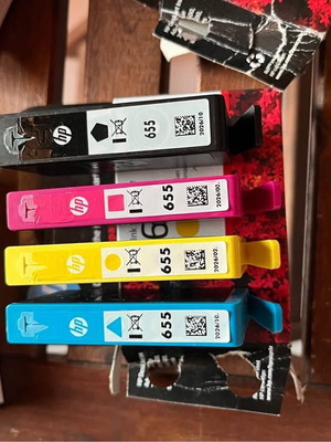 Hewlett Packard 655 Ink Cartridges like new, full set