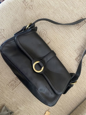 Leather Club vintage black leather shoulder bag with gold buckle