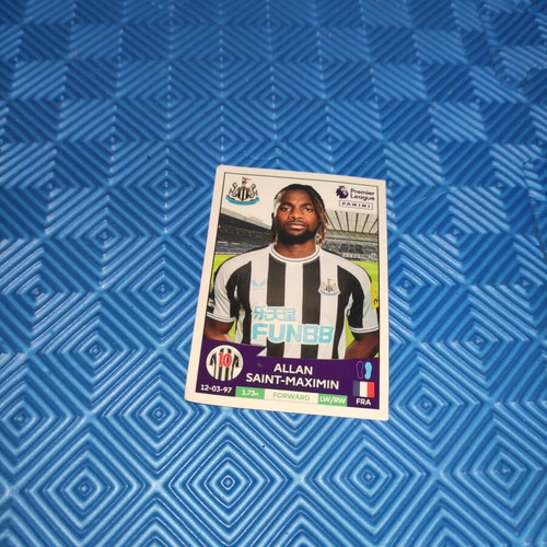 Premier League football cards set of 4 players like new
