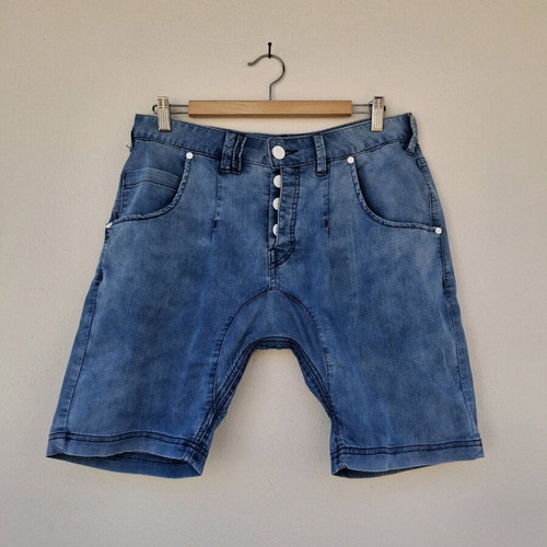 Rutme denim shorts size M like new, blue