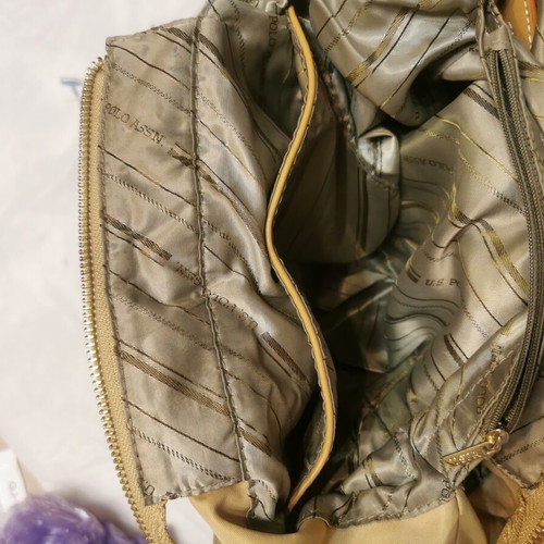 US Polo Assn. shoulder bag like new, beige with many pockets