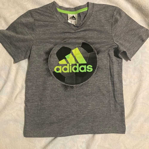 T-shirt Adidas like new for 5-year-old child gray