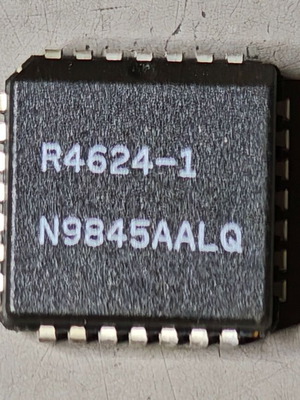 Intersil R4624-1 integrated circuit PLCC28