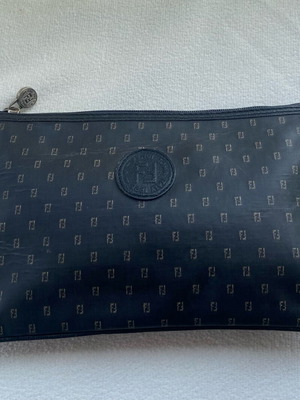 Fendi pochette τσαντα