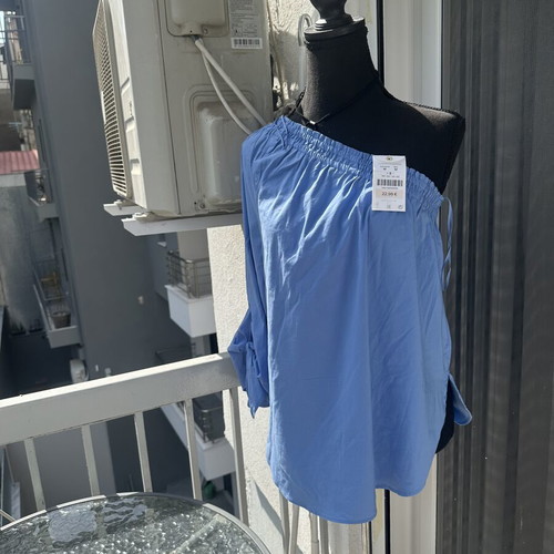 Oysho blouse new, size M, blue