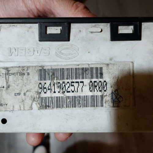 Peugeot 406 clock display, 9641902577