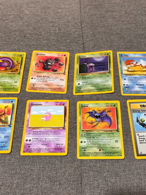 Pokemon TCG Fossil set of 8 used cards