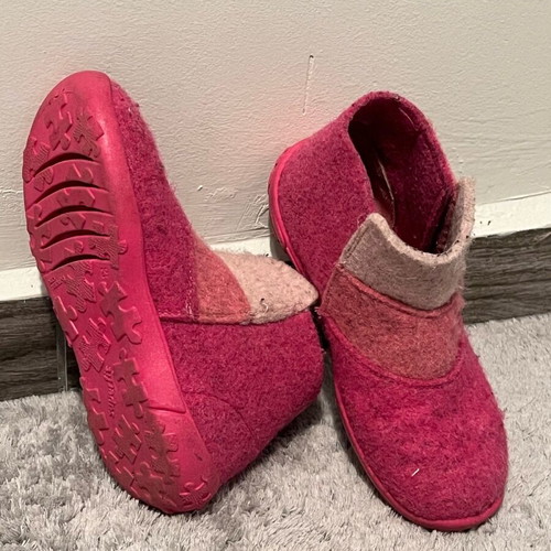 Superfit slippers size 29 pink like new