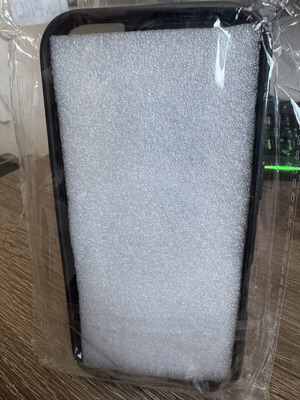 Black transparent case for iPhone 16 Pro