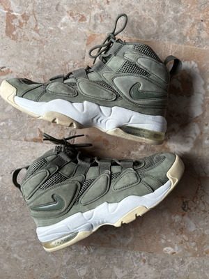 Nike Air Max Uptempo 2 “Urban Haze” athletic shoes like new, size 40