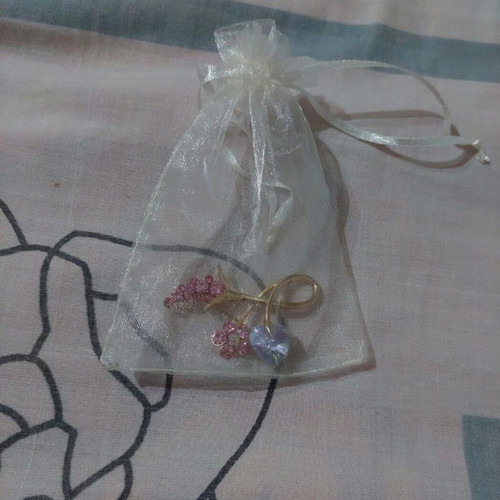 Vintage brooch bouquet with pink rhinestones and heart crystal, like new