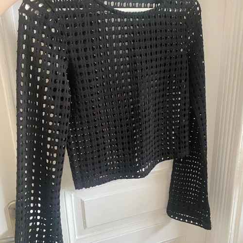 Terranova cover up top black like new, size small
