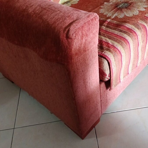 Living room set with two sofas, storage space