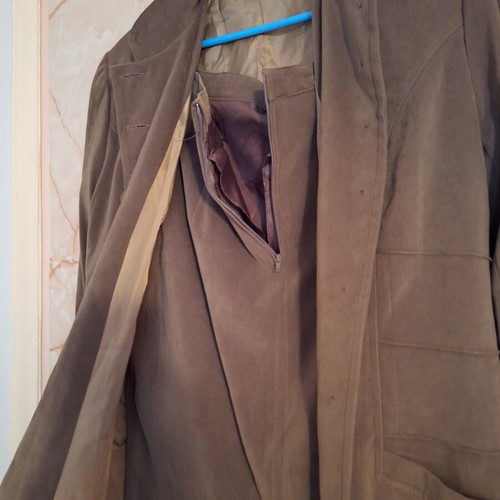 Benissimo women's suit set jacket and skirt like new
