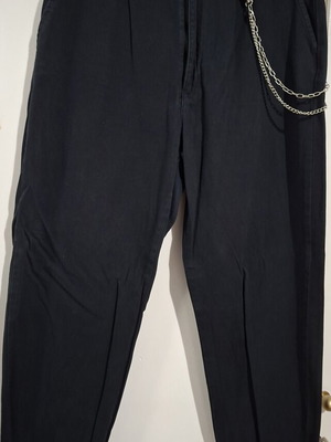 Pull & Bear women's pants black size XL like new with elastic cuffs