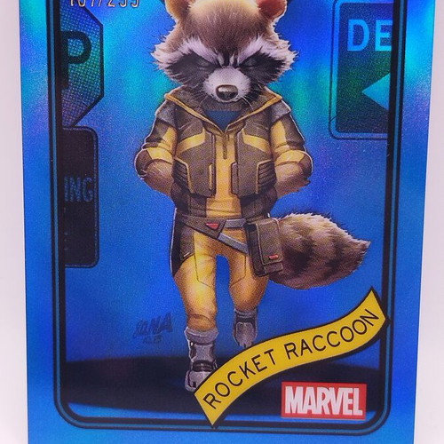 Topps Chrome Marvel Rocket Raccoon Blue Refractor card like new