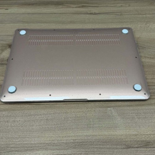 MacBook Air 13” 2020 M1 CPU like new, 8GB RAM, 256GB SSD
