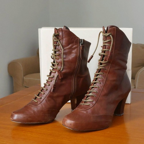 Clarks brown ankle boots used, size 37.5