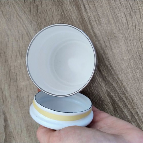 Metal container with airtight lid like new