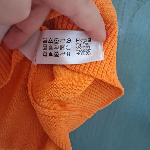 Zara blouse orange medium like new