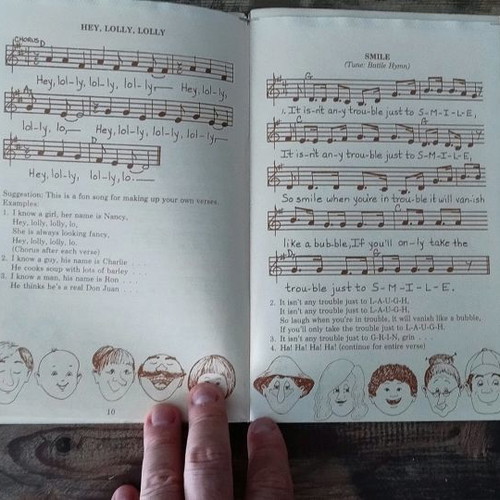 Vintage Wee Sing Around the Campfire book used