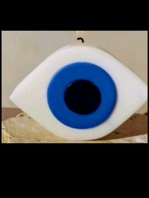 Blue Eye Candle handmade with various scents, 30 hours burn time