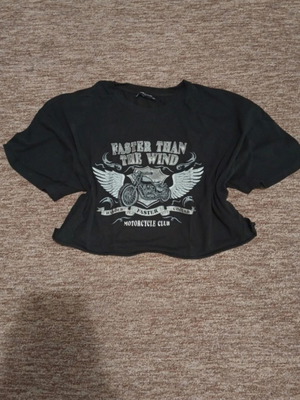Black Graphic Crop Top like new, Y2K grunge style