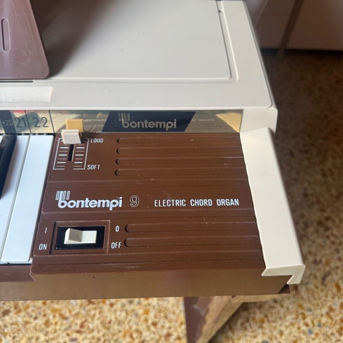 Bontempi electric chord organ like new