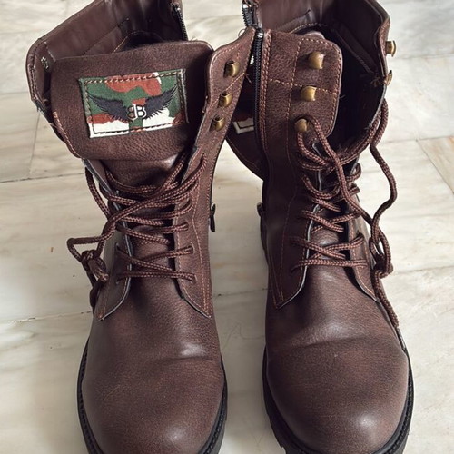 Barbossa boots like new, brown leather, size 43