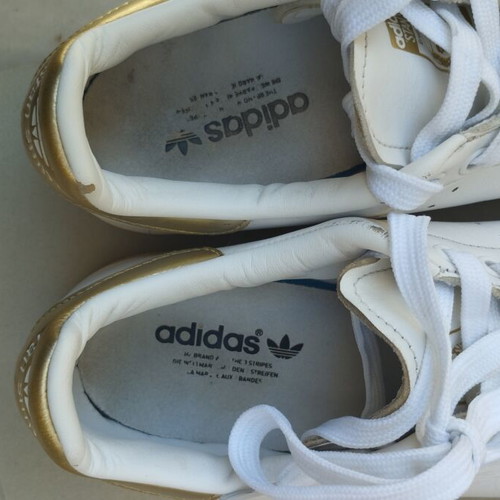 Adidas Stan Smith unisex sneakers used, size 40.5, white with gold details