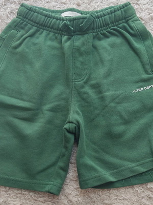 Σορτς Zara σαν καινούργιο, πράσινο, μέγεθος 128 cm για 7-8 ετών