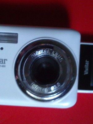 Vivitar ViviCam XO14N digital camera used, 10 Mpixel, foldable screen