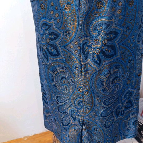 Brocat Satin Skirt and Blouse Set like new, blue