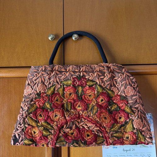 Handbag embroidered, unused, multicolor
