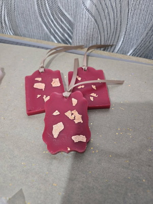 Scented closet wax tablets new in various fragrances