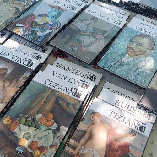 Art Book collection of painters, 32 volumes