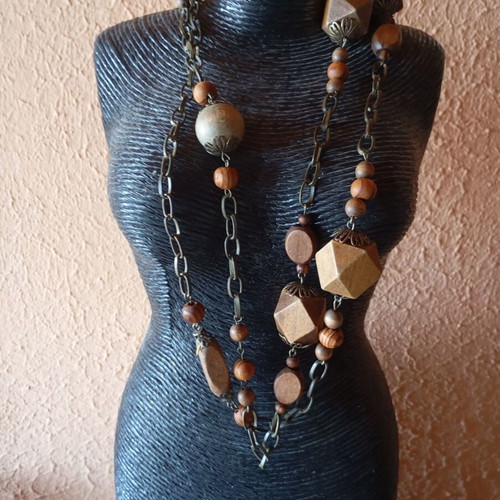 Necklace No 7 with Wooden Details, New, Long and Convertible