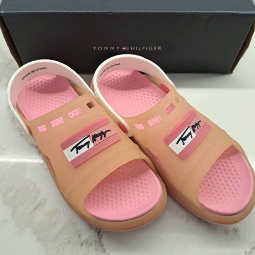 Tommy Hilfiger flip flops size 34 like new, pink