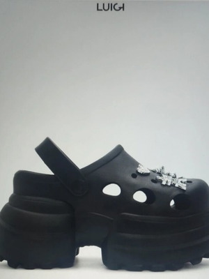 Luigi chunky platform clogs black like new size 36-37