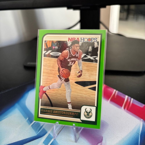 Giannis Antetokounmpo 2023-24 Panini NBA Hoops Neon Green Card like new #147