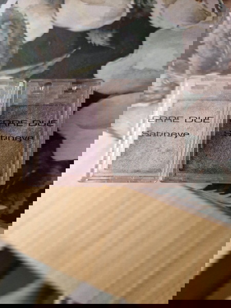 σκιές erre due ελάχιστα χρησιμοποιημενη. Η τιμή αφορά και τα 2 τμχ