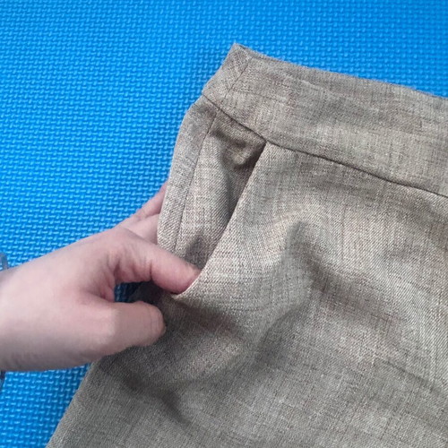 Raxevsky beige zip culottes pants, like new, size Large