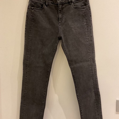 DL1961 black denim pants new, size 28, crop length