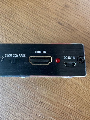 HDMI splitter audio extractor 4K x 2K σαν καινούργιο