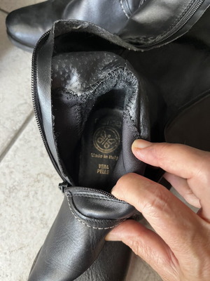 Vera Pelle leather boots like new, size 37, black