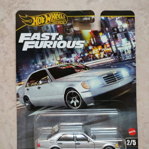 Mercedes-Benz 500 SEL Hot Wheels new, sealed packaging
