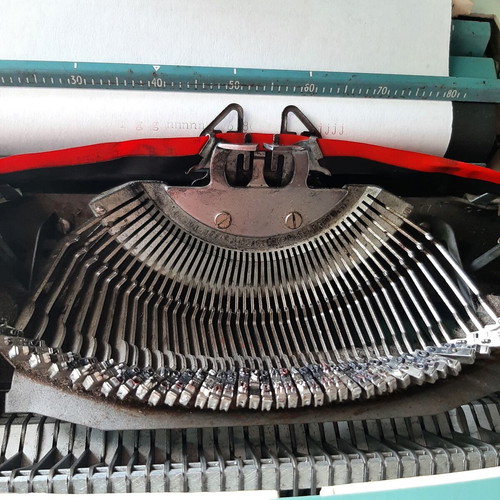 Smith Corona Zephyr II mechanical typewriter used, vintage 60s-70s