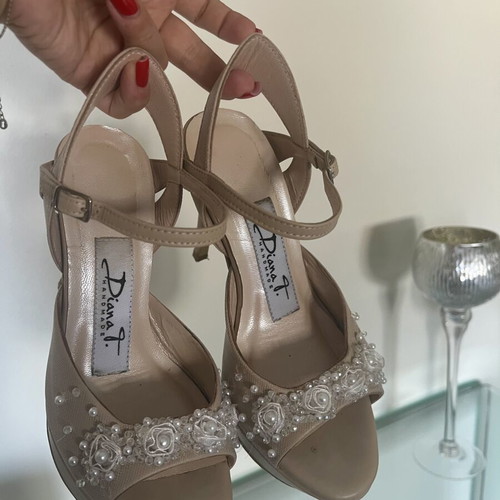 Handmade wedding sandals size 34/35 like new, beige with silk beads and pearls
