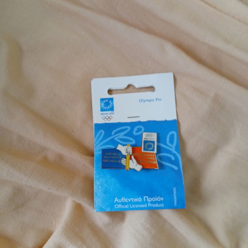 Olympic pin like new, Bridges series